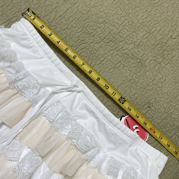 Cider ruffled, romantic miniskirt - Picture 6 of 7